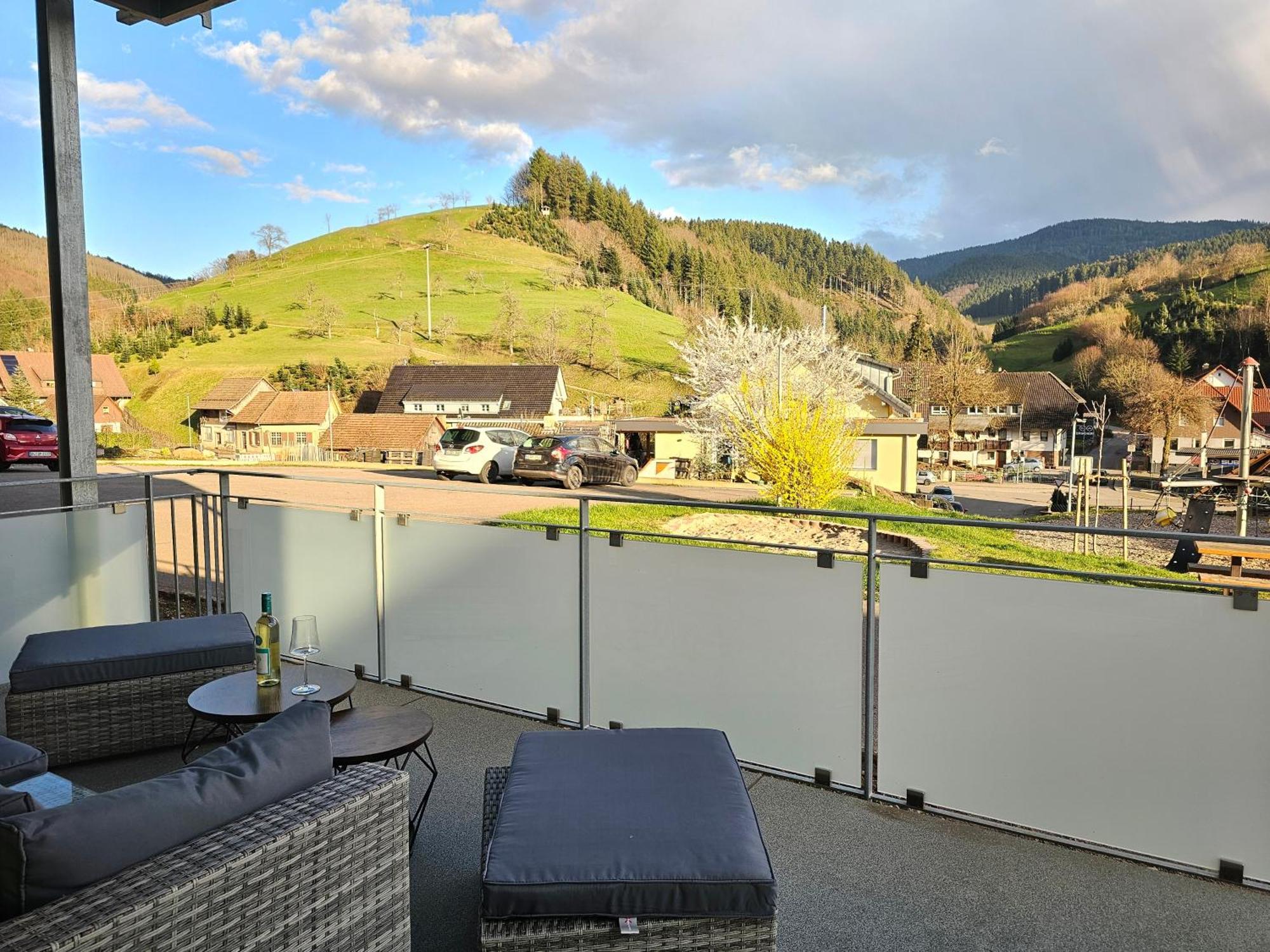 Apartment Design-apartment I Black Forest I Boxspring I Nespresso I Spielplatz Oberharmersbach